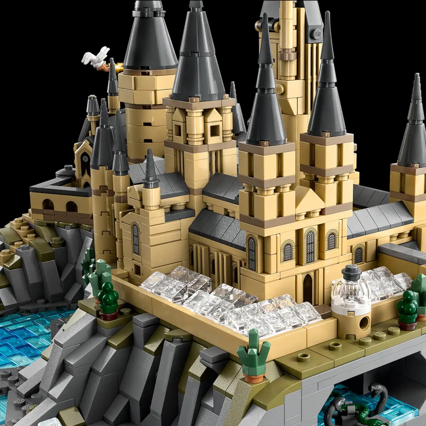 O Castelo e os Campos de Hogwarts (2660 peças)