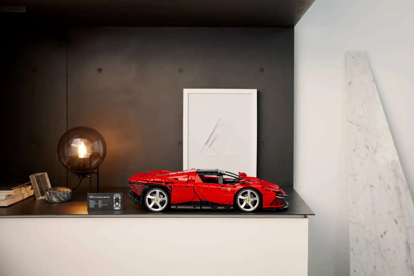 (40% OFF) Decore a sua sala com uma Poderosa Ferrari Daytona SP3 com 3778 peças! - Brics Craft