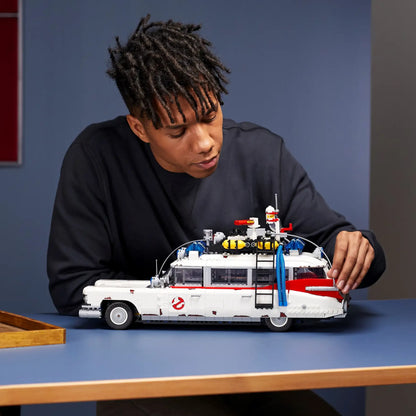Cadillac ECTO-1 dos Caça-Fantasmas (2352 Pcs) - Brics Craft