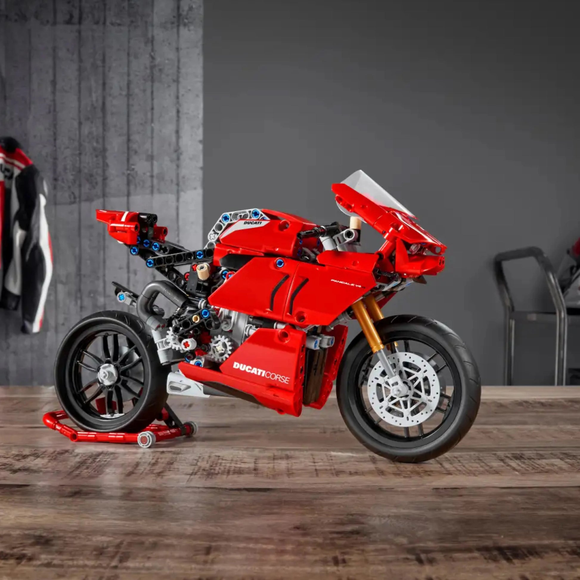 Ducati Panigale V4 R (646 peças) - Brics Craft