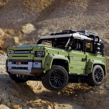 Land Rover Defender (2573 pçs) - Brics Craft